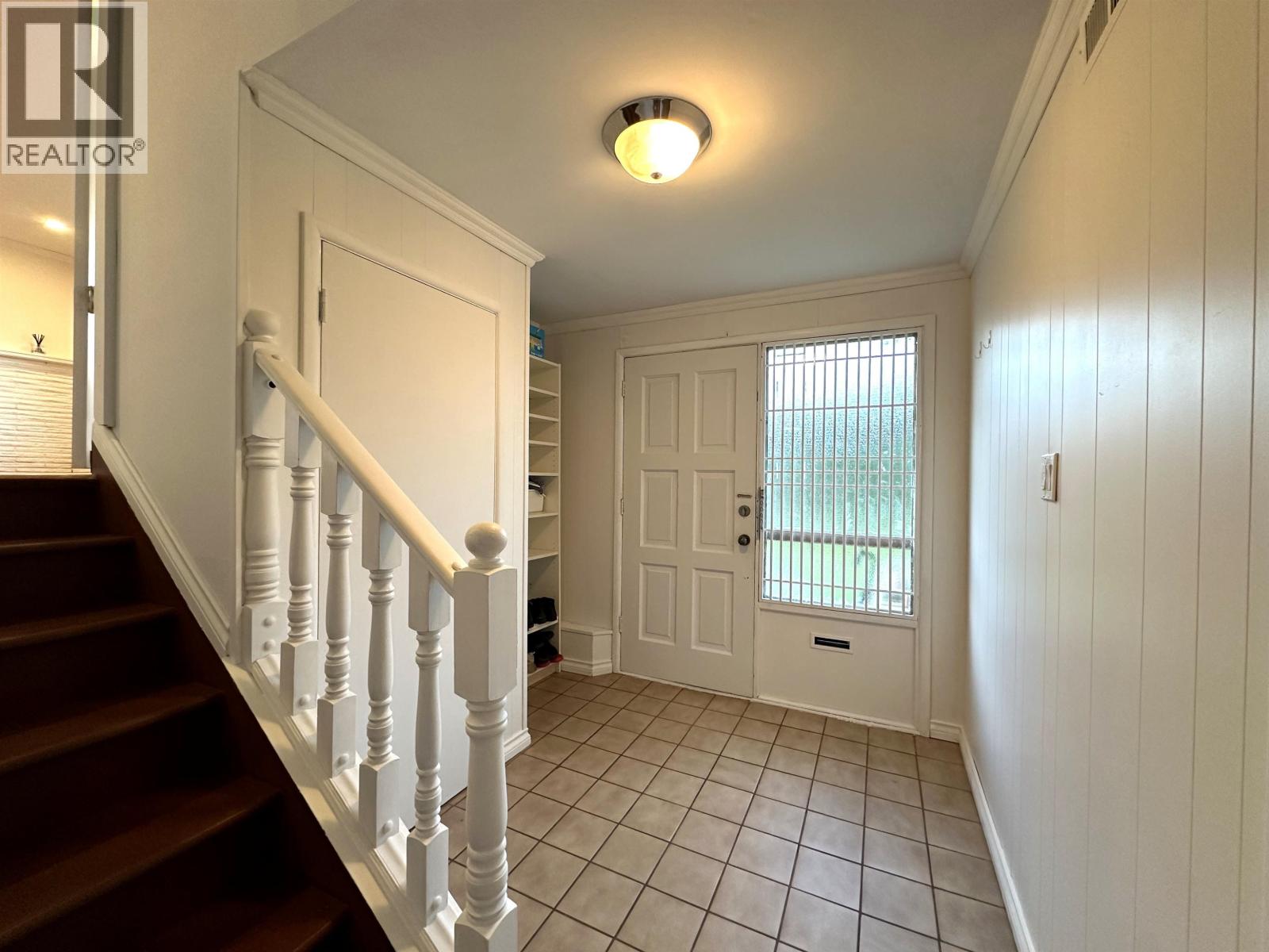 9511 PINEWELL Crescent, Richmond