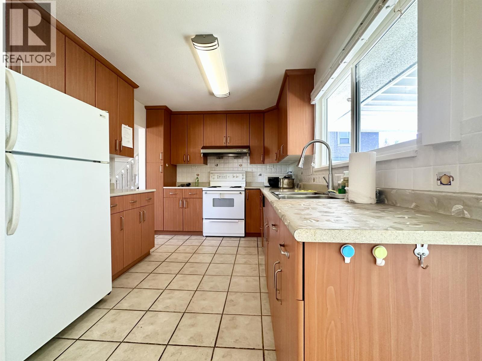 9511 PINEWELL Crescent, Richmond