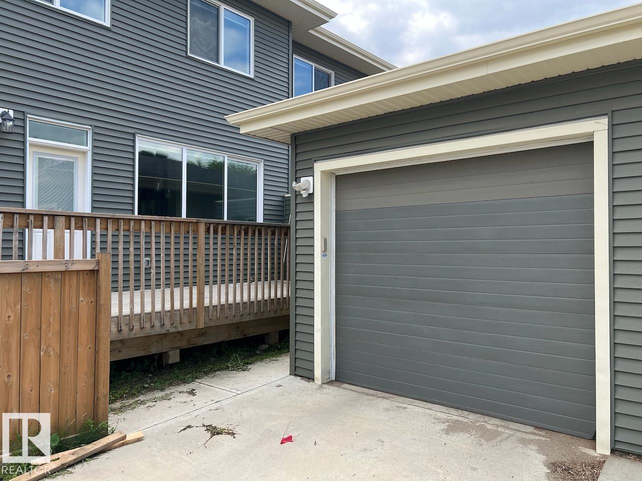 10574 62 AV NW, Edmonton