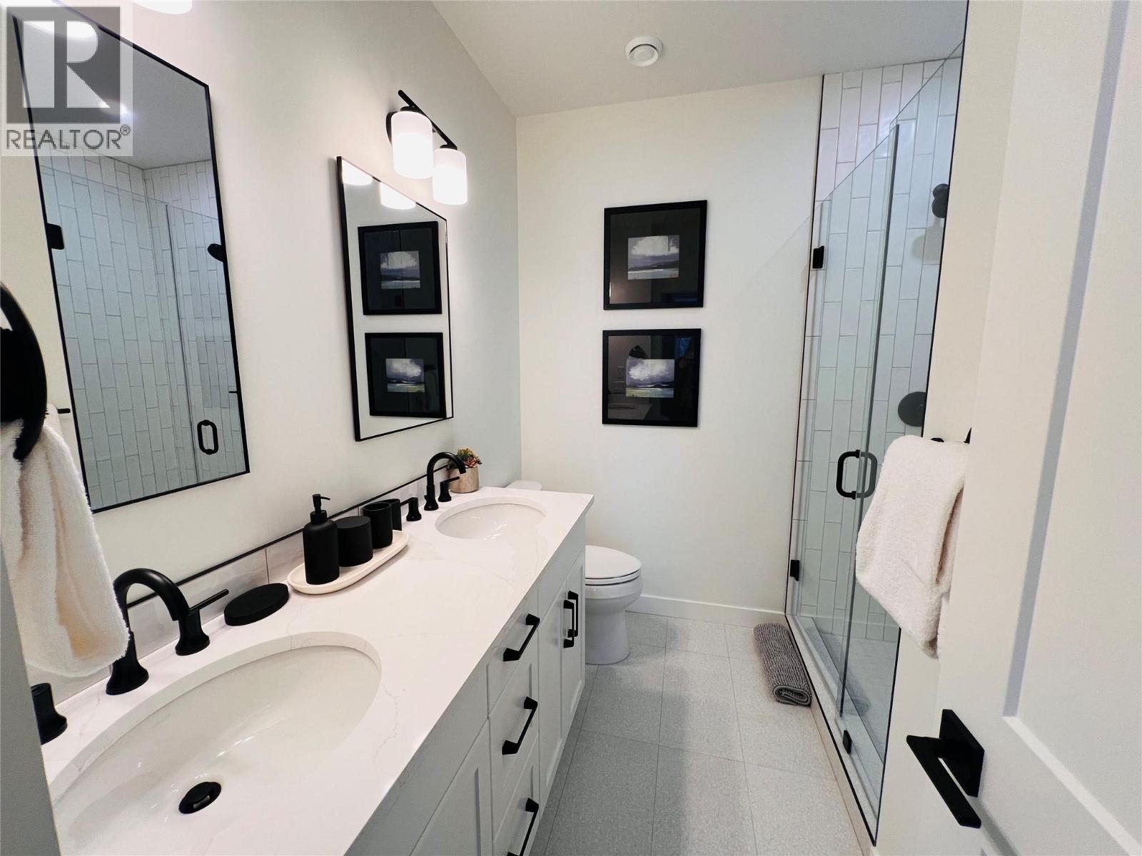 510 14TH Street Unit# 405, Invermere