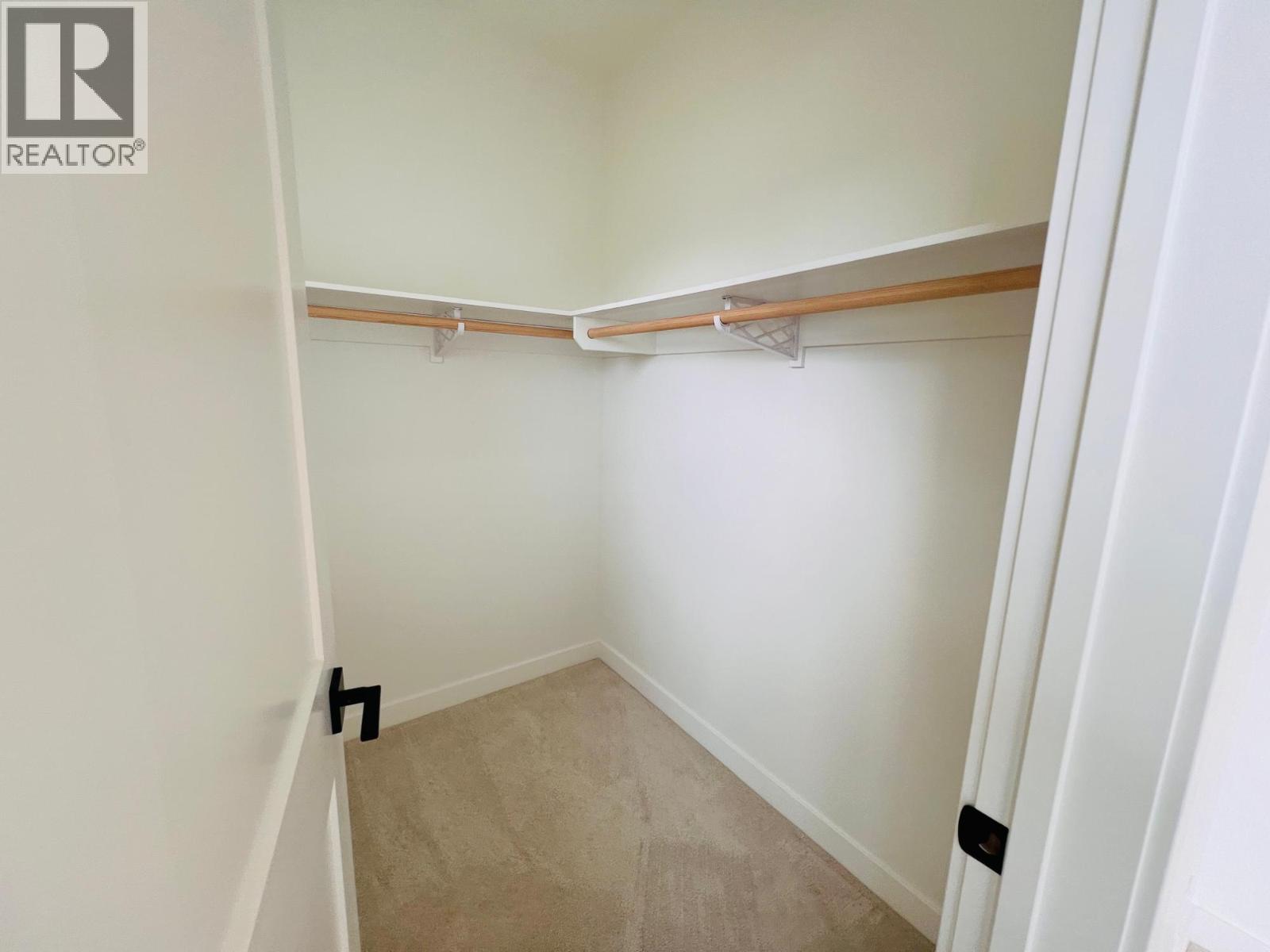 510 14TH Street Unit# 405, Invermere