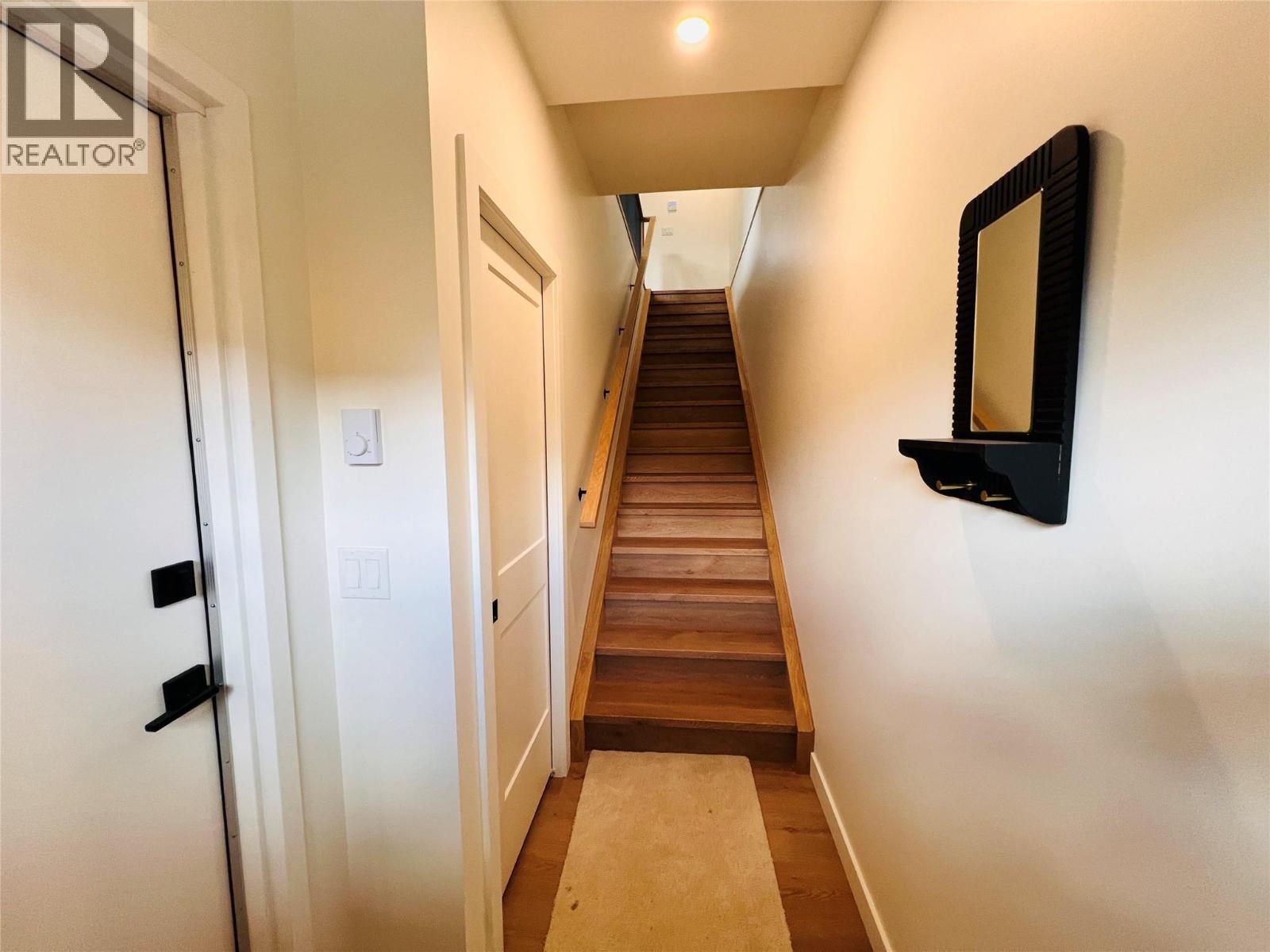 510 14th Street Unit# 402, Invermere