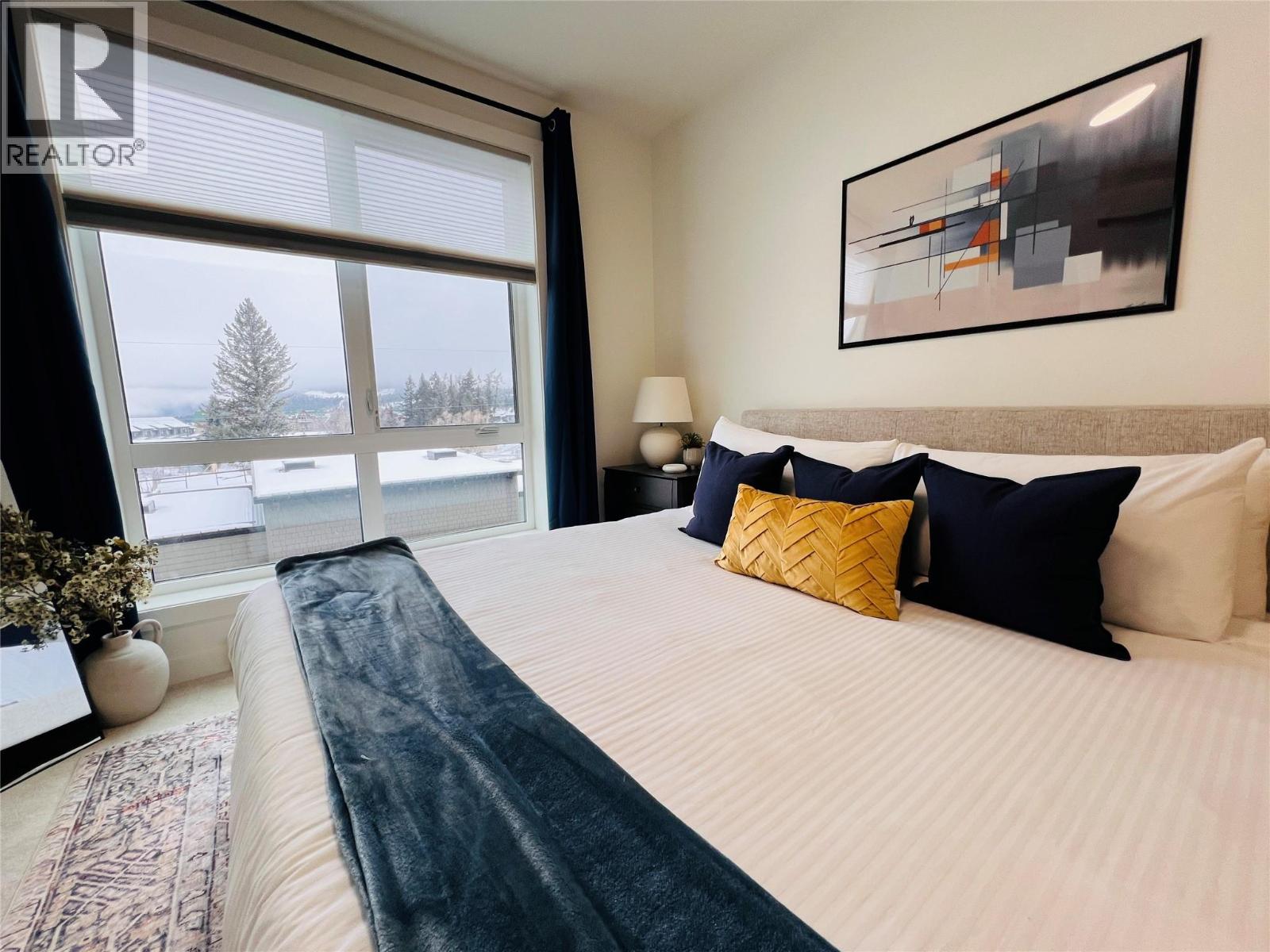 510 14TH Street Unit# 403, Invermere