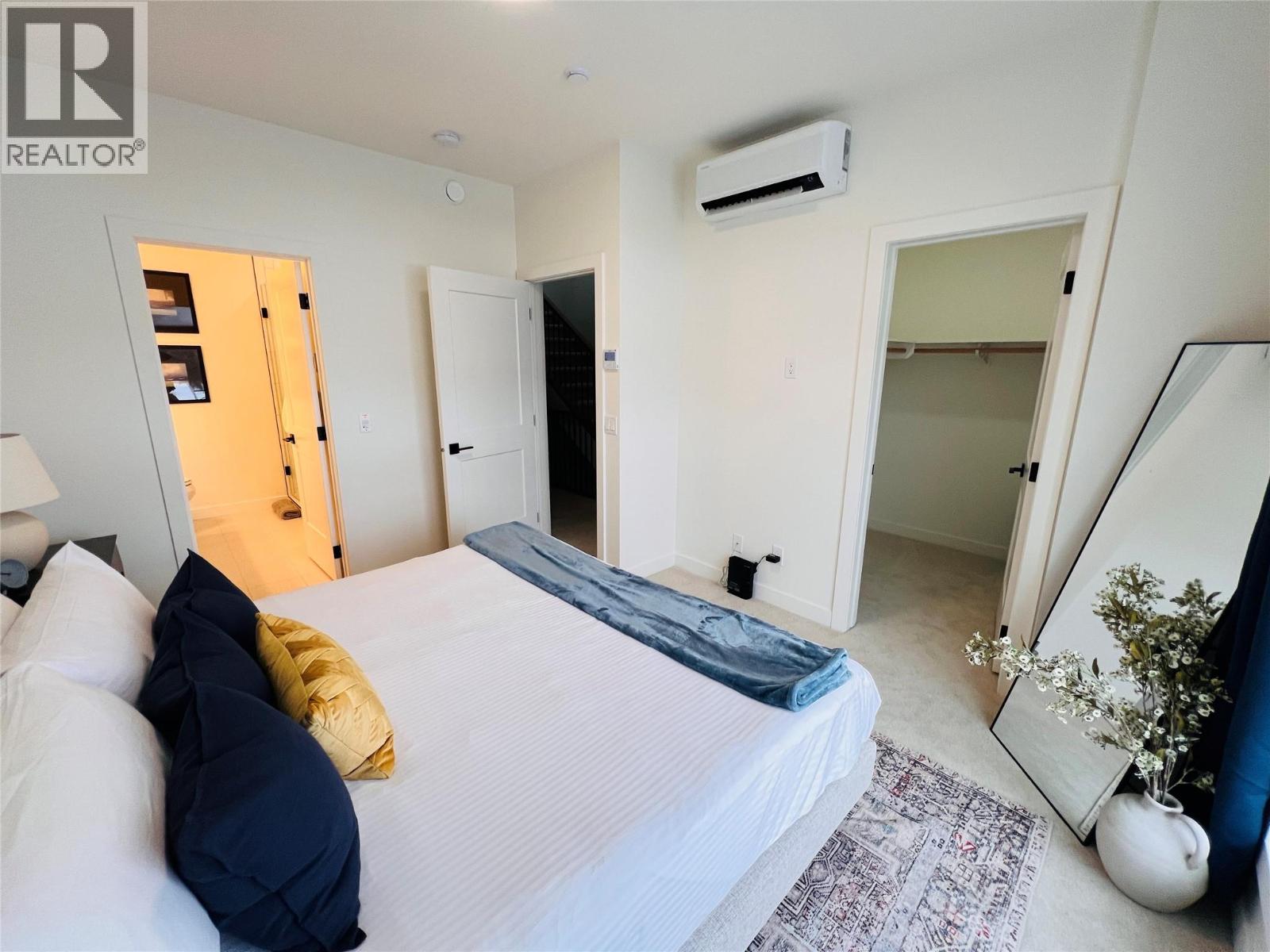 510 14TH Street Unit# 403, Invermere