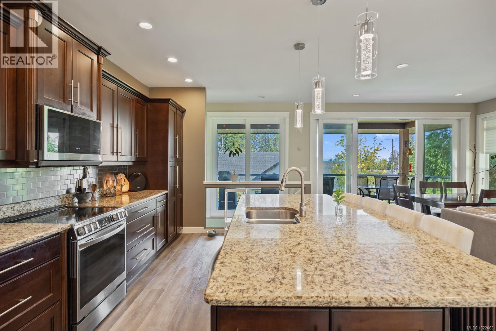 3101 Klanawa Cres, Courtenay