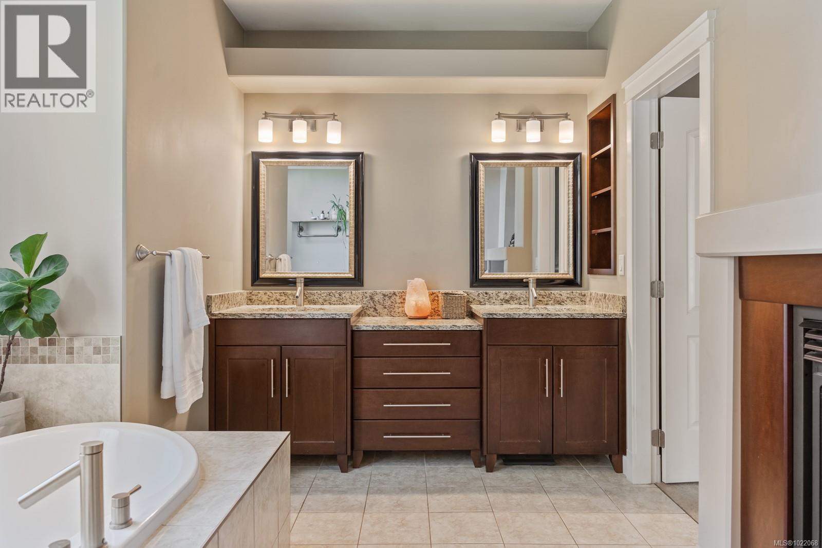 3101 Klanawa Cres, Courtenay