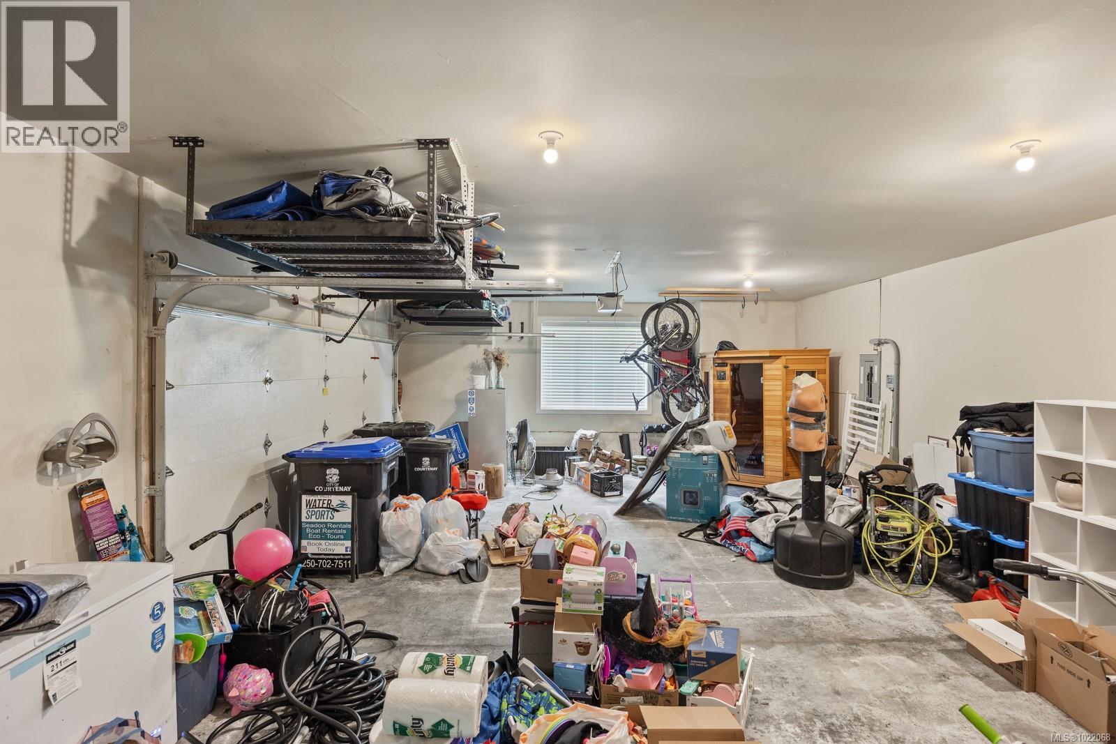 3101 Klanawa Cres, Courtenay