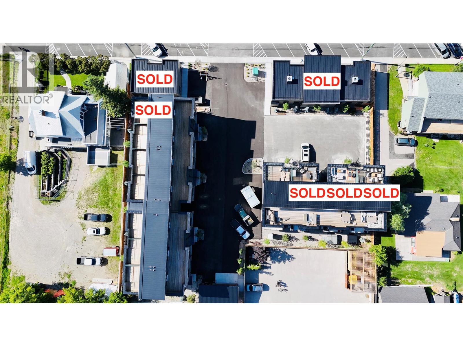 510 14TH Street Unit# 404, Invermere