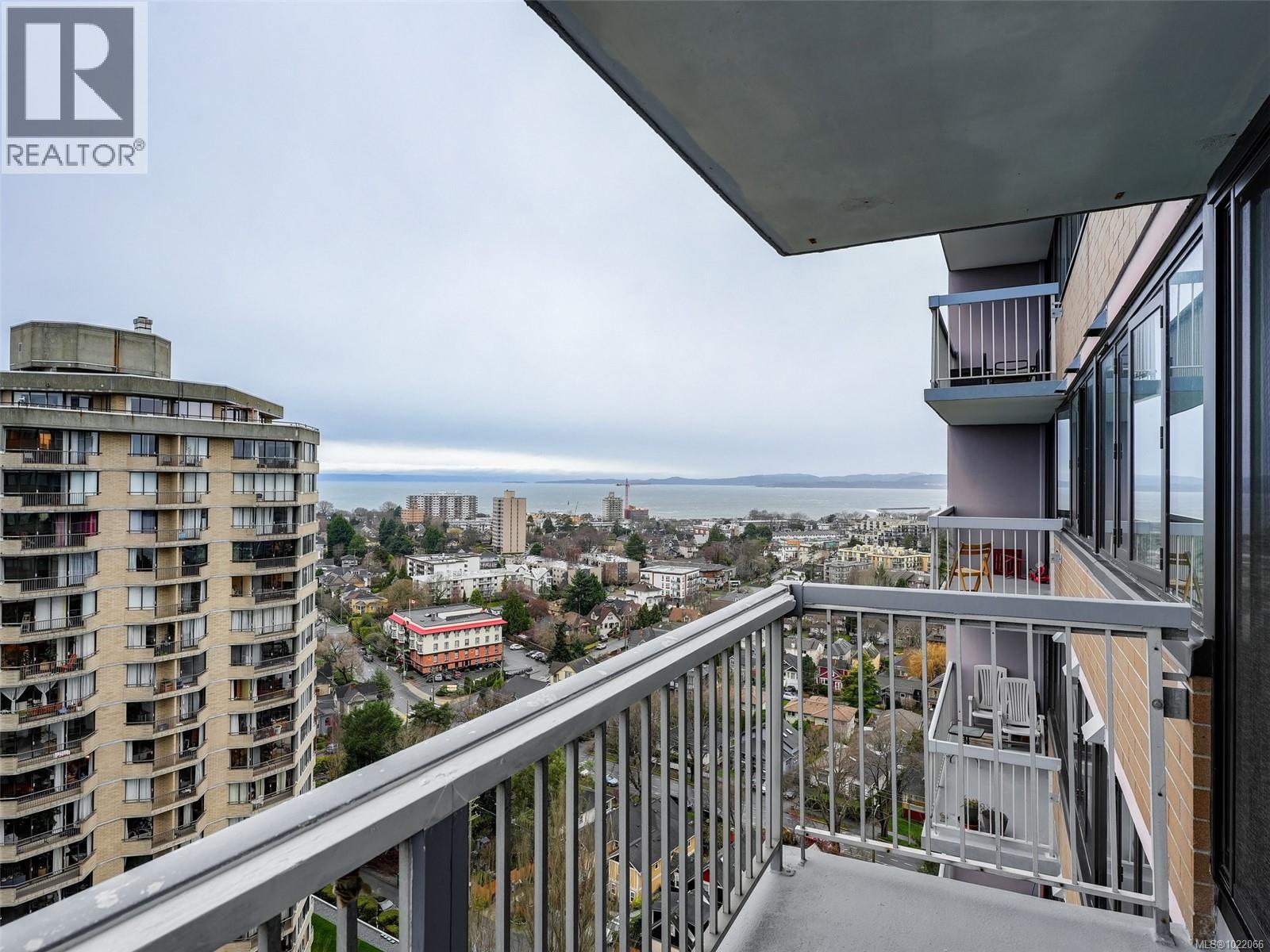 2006 647 Michigan Street, Victoria