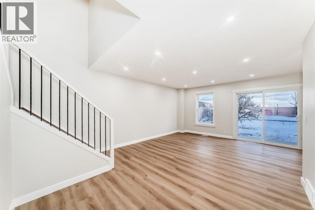 Single Family House for Sale in  Beddington Circle NE Beddington Heights Calgary 