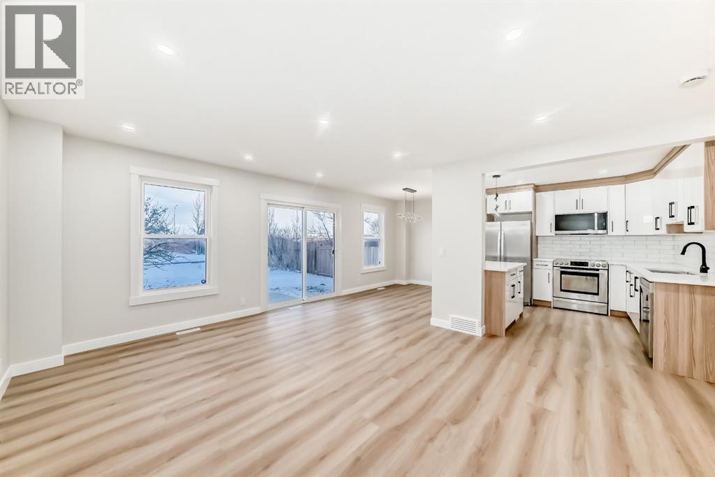 Single Family House for Sale in  Beddington Circle NE Beddington Heights Calgary 