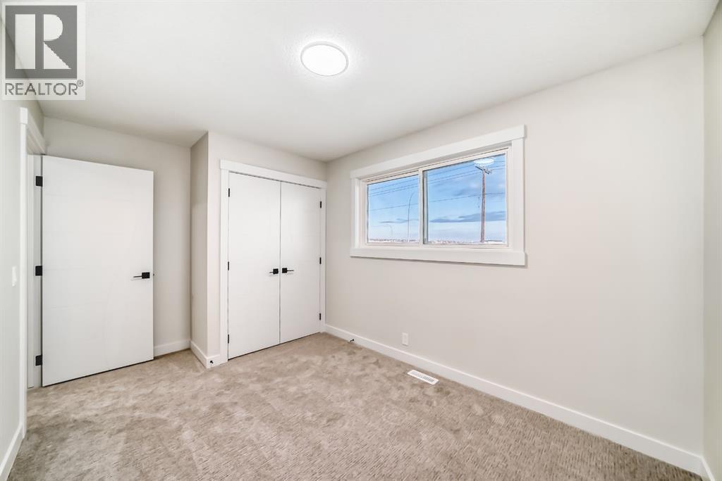 Single Family House for Sale in  Beddington Circle NE Beddington Heights Calgary 