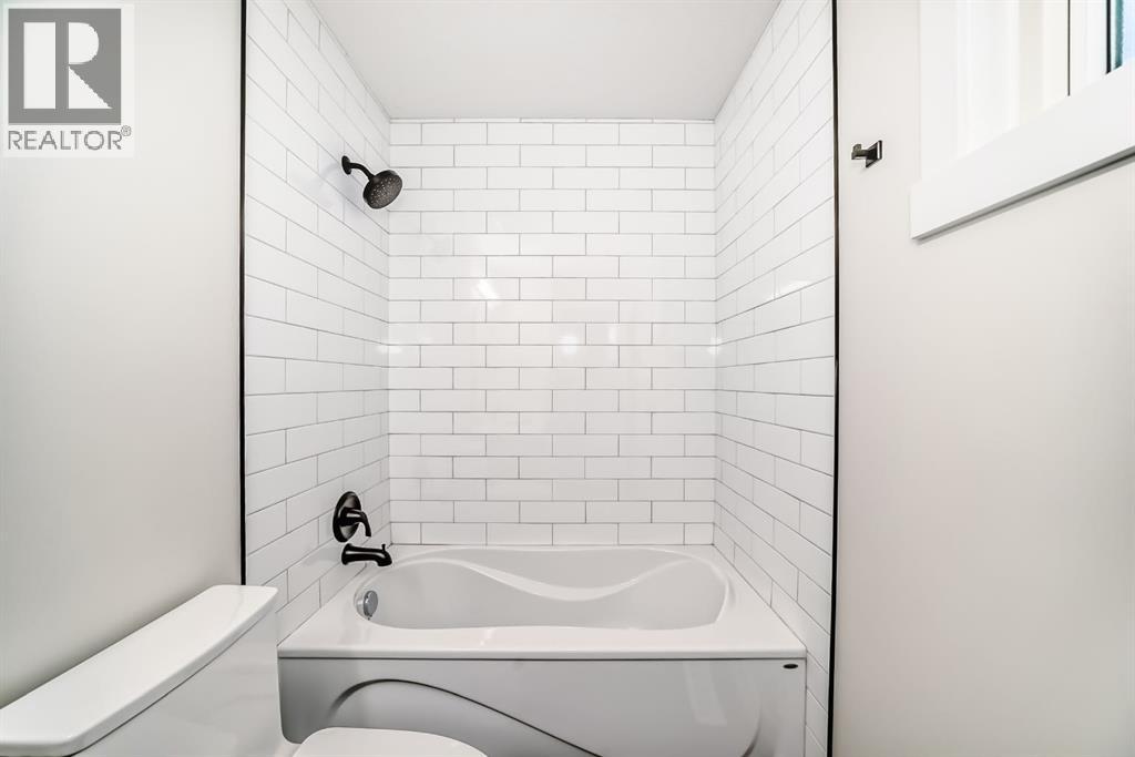 Single Family House for Sale in  Beddington Circle NE Beddington Heights Calgary 