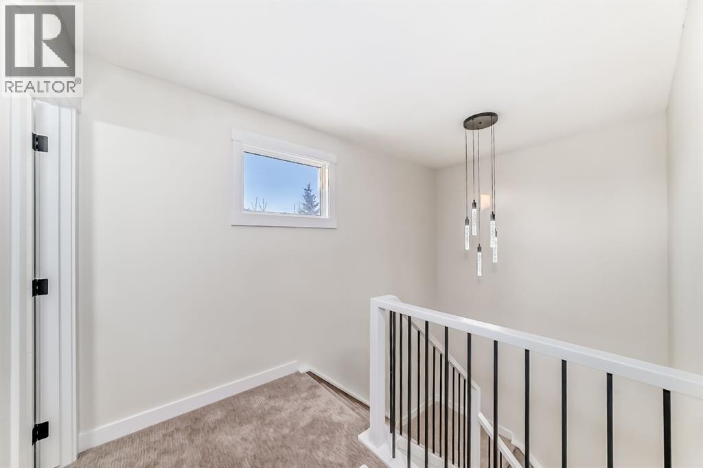 Single Family House for Sale in  Beddington Circle NE Beddington Heights Calgary 