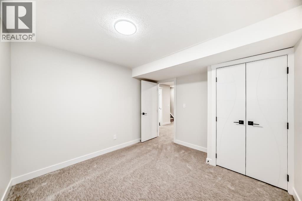 Single Family House for Sale in  Beddington Circle NE Beddington Heights Calgary 