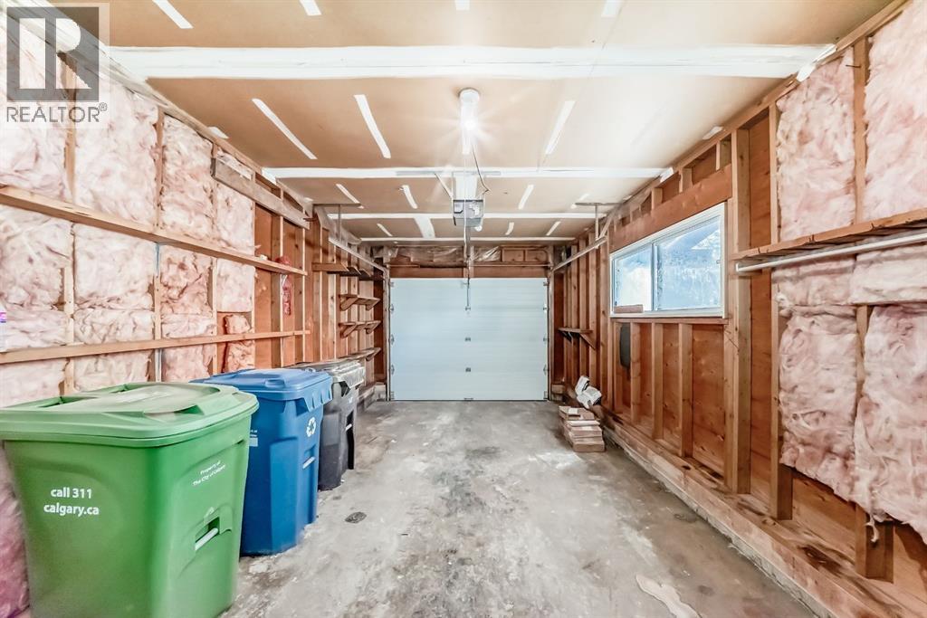 Single Family House for Sale in  Beddington Circle NE Beddington Heights Calgary 