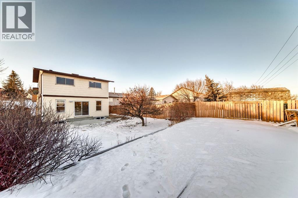 Single Family House for Sale in  Beddington Circle NE Beddington Heights Calgary 