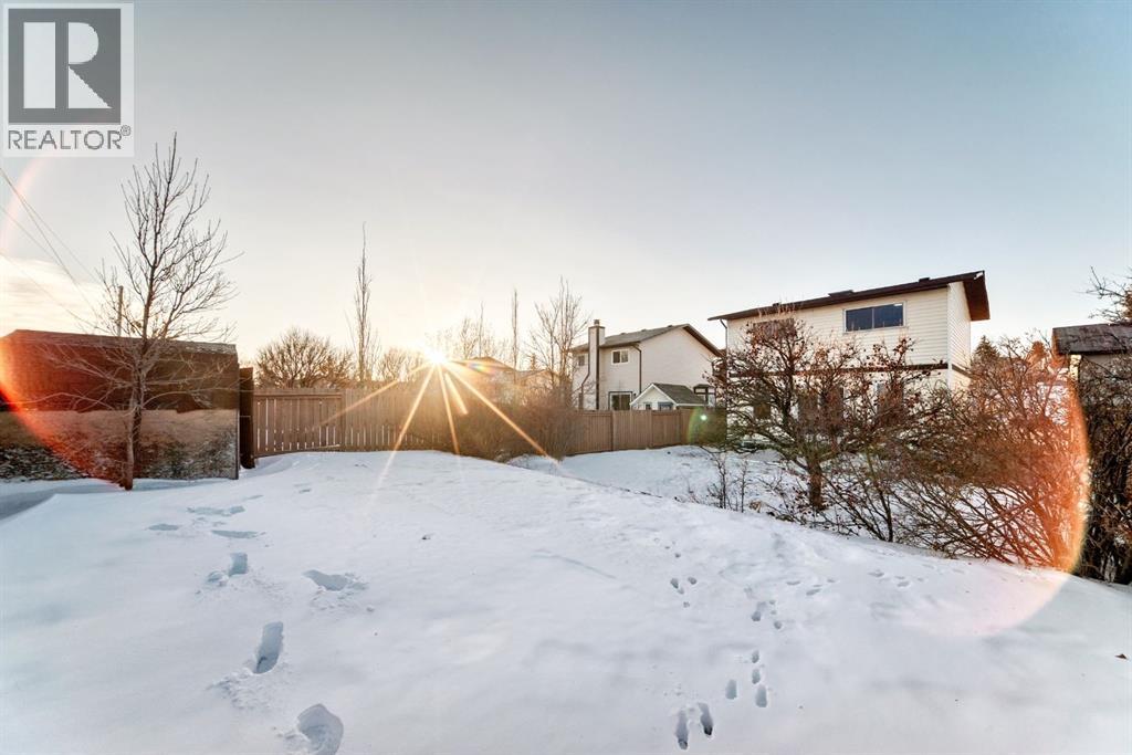 Single Family House for Sale in  Beddington Circle NE Beddington Heights Calgary 