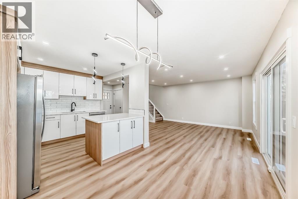 Single Family House for Sale in  Beddington Circle NE Beddington Heights Calgary 