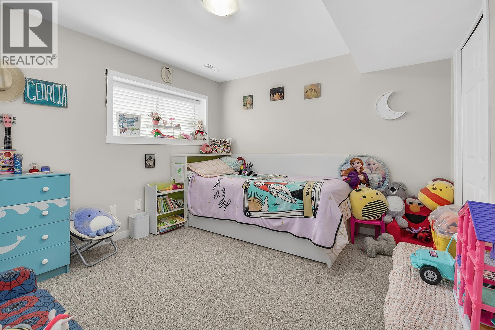  811 Tamarack Drive, Kelowna