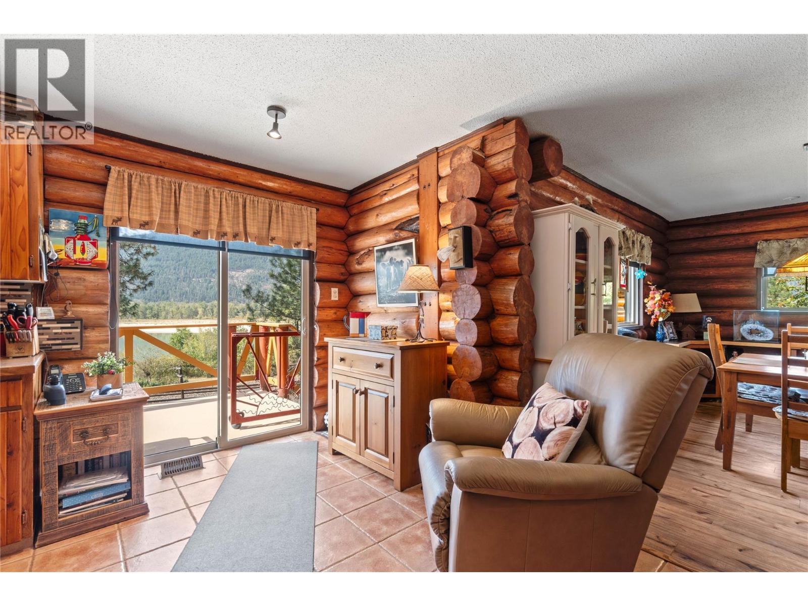 7969 Yellowhead Highway, Kamloops