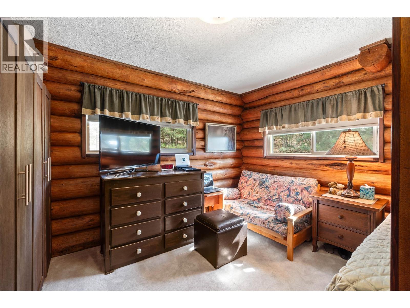 7969 Yellowhead Highway, Kamloops