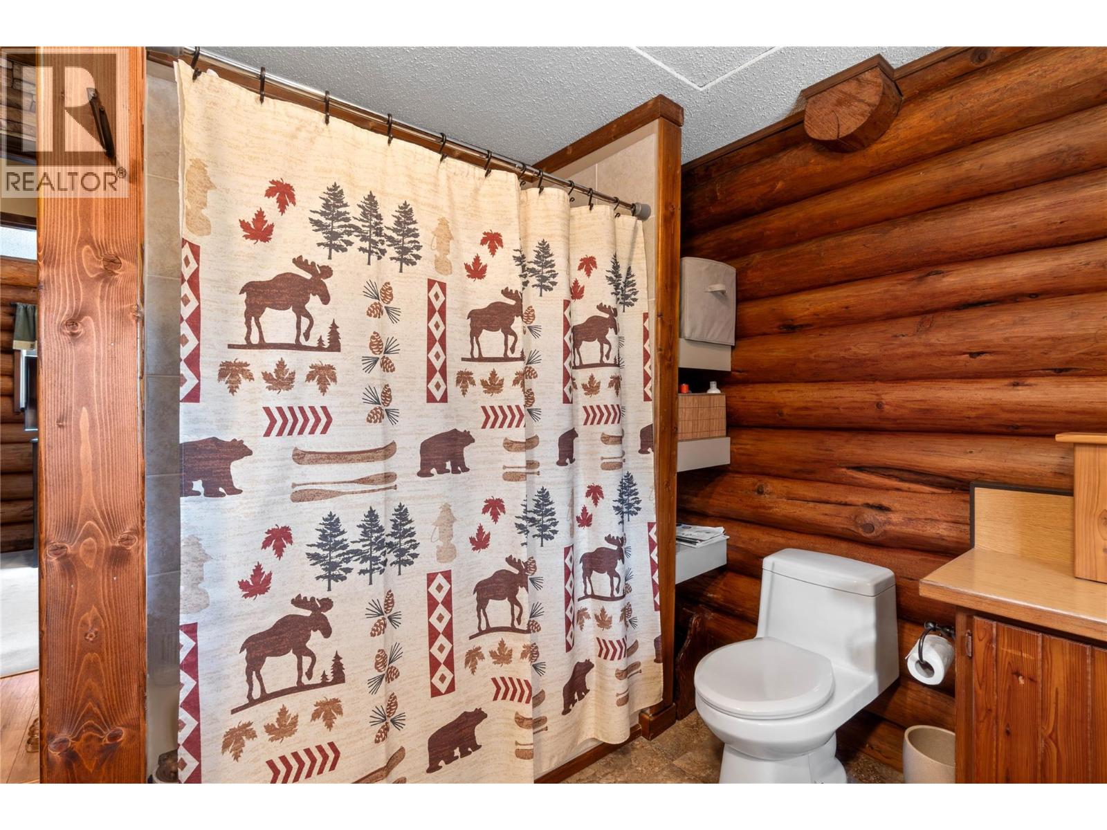 7969 Yellowhead Highway, Kamloops