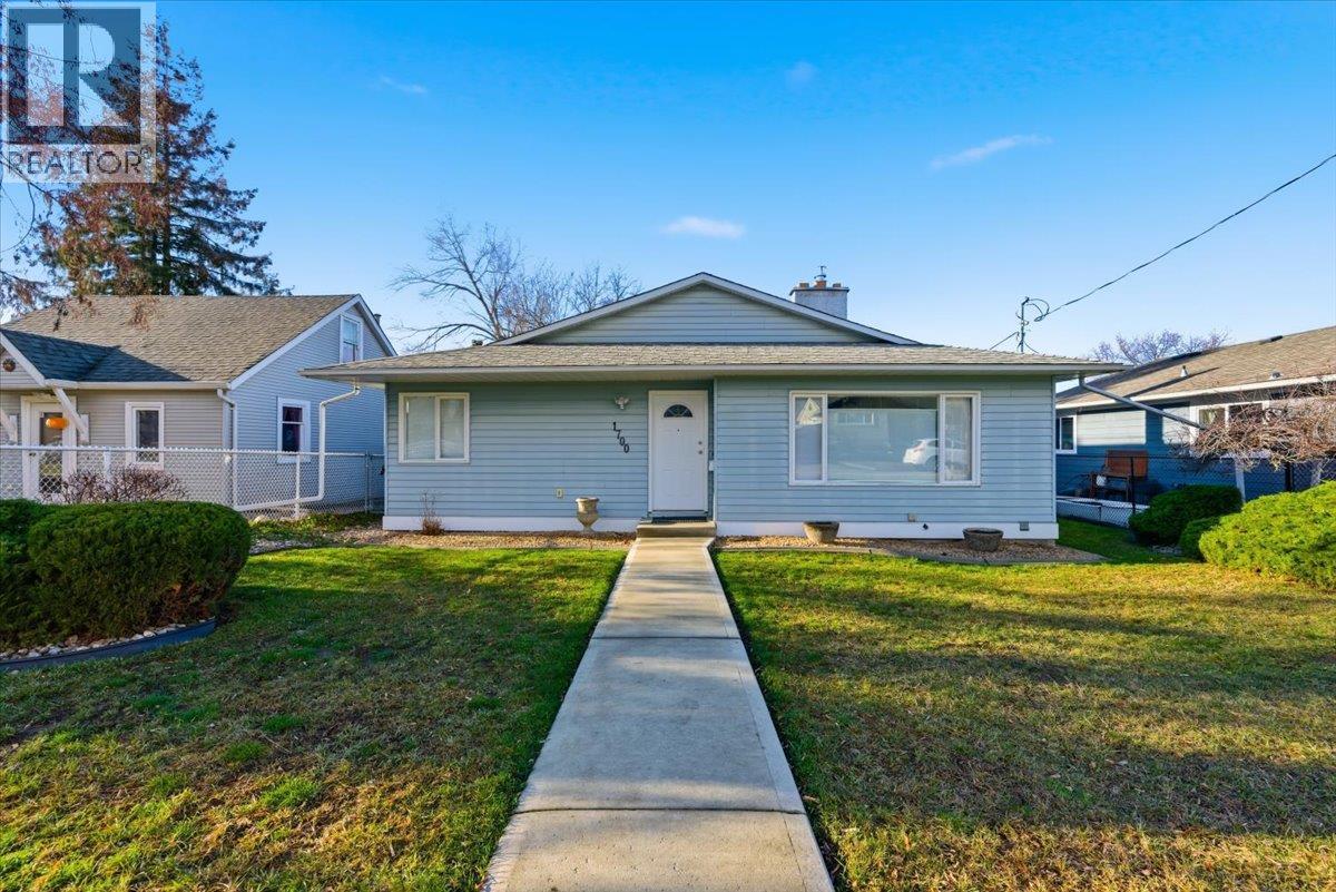  1700 30 Street, Vernon