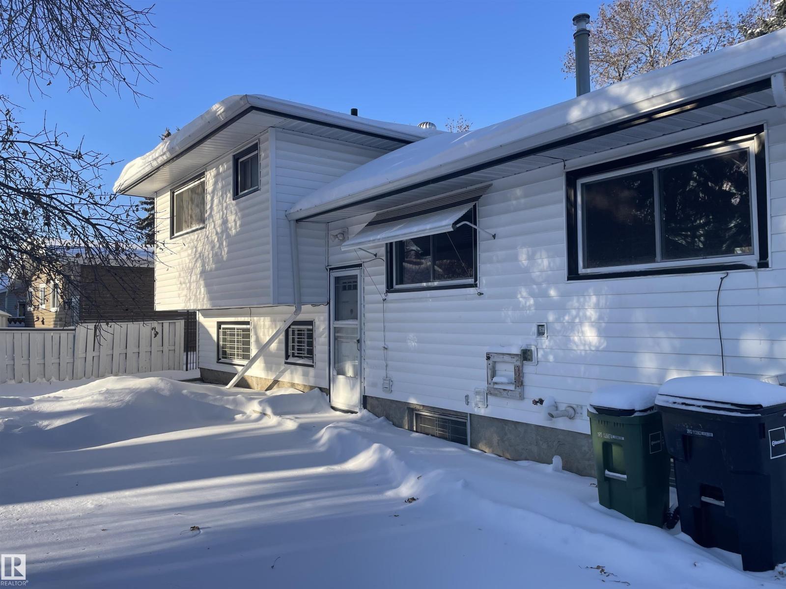 6411 149 AV NW, Edmonton