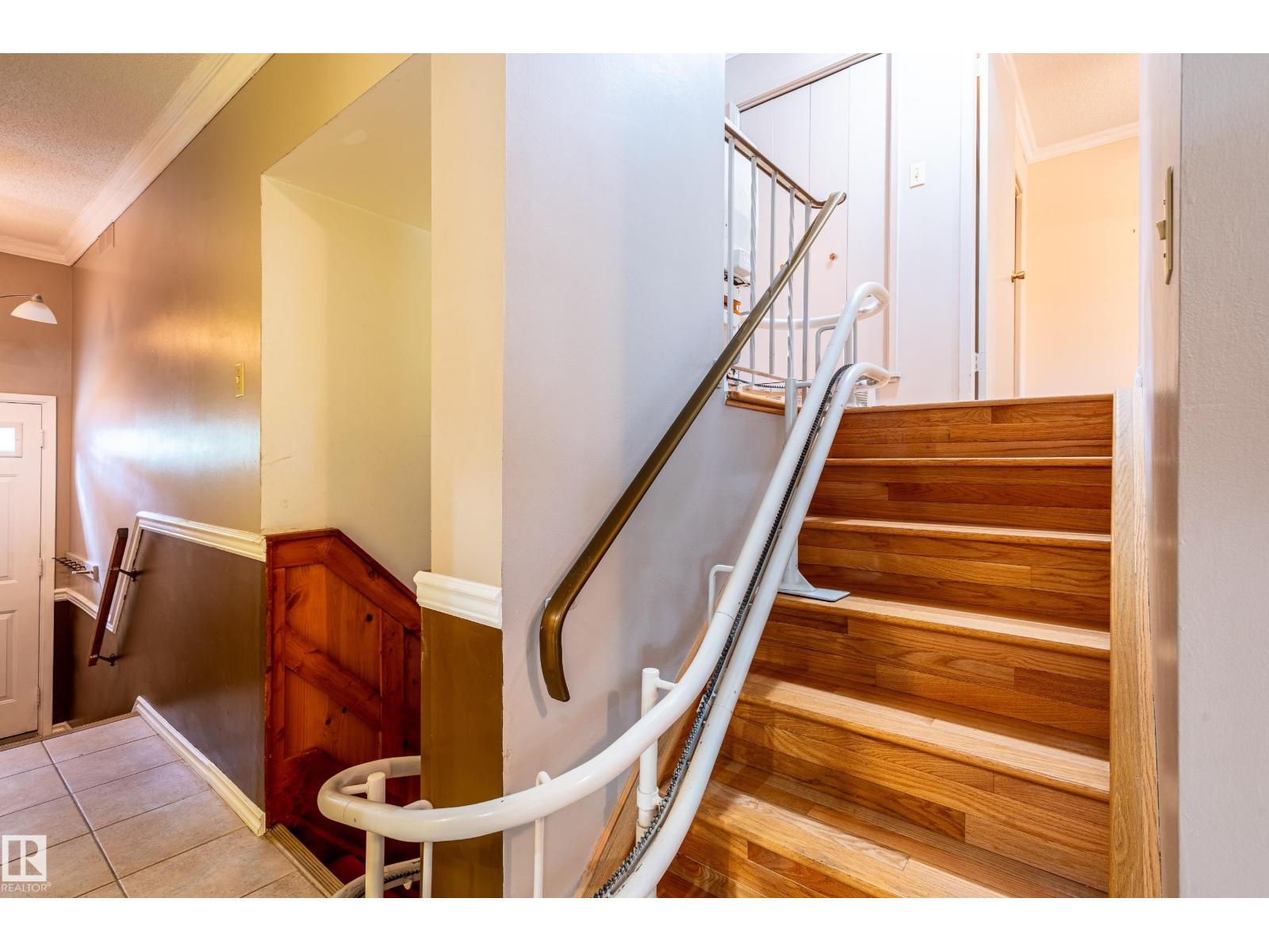 6411 149 AV NW, Edmonton