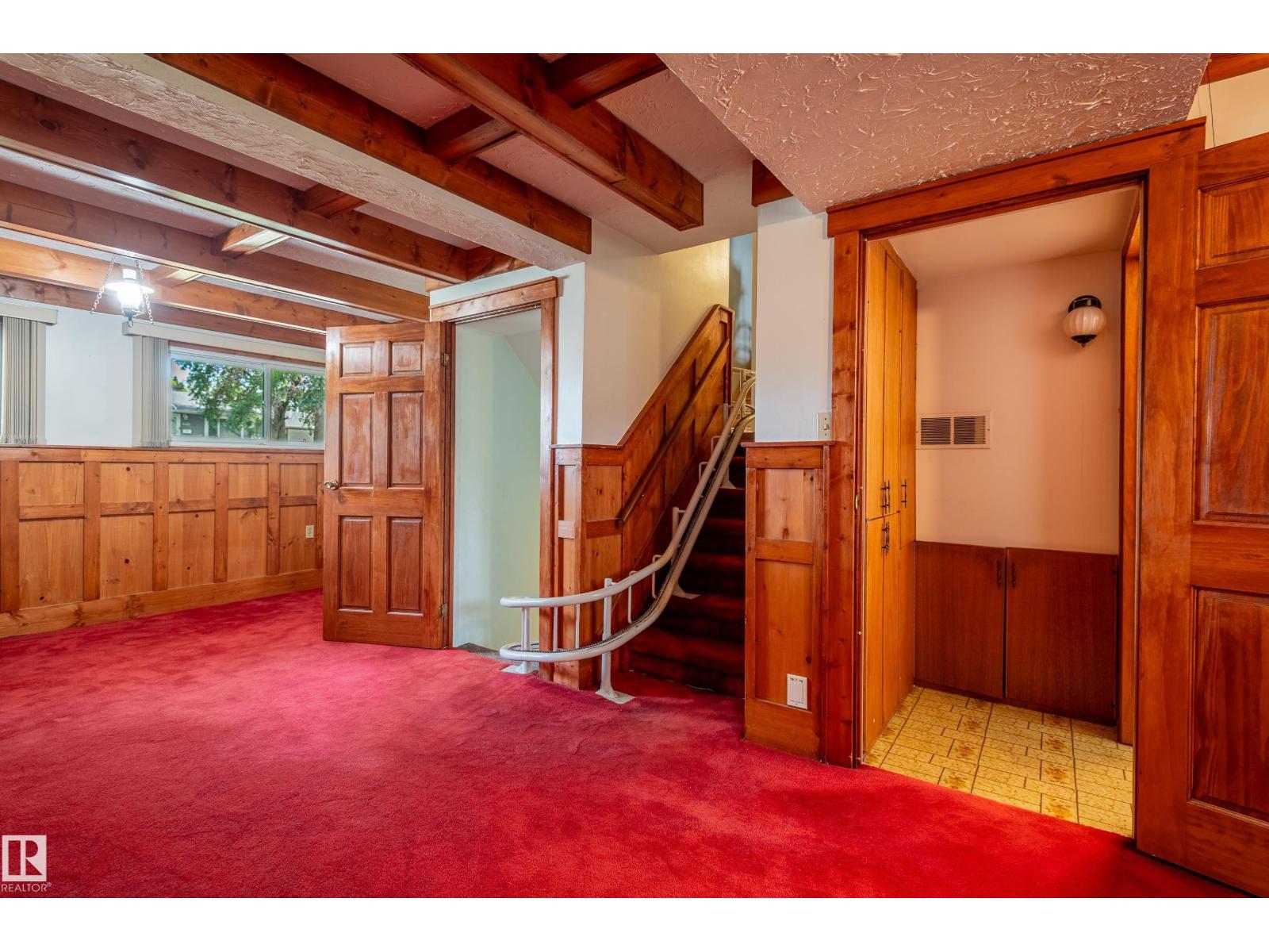 6411 149 AV NW, Edmonton