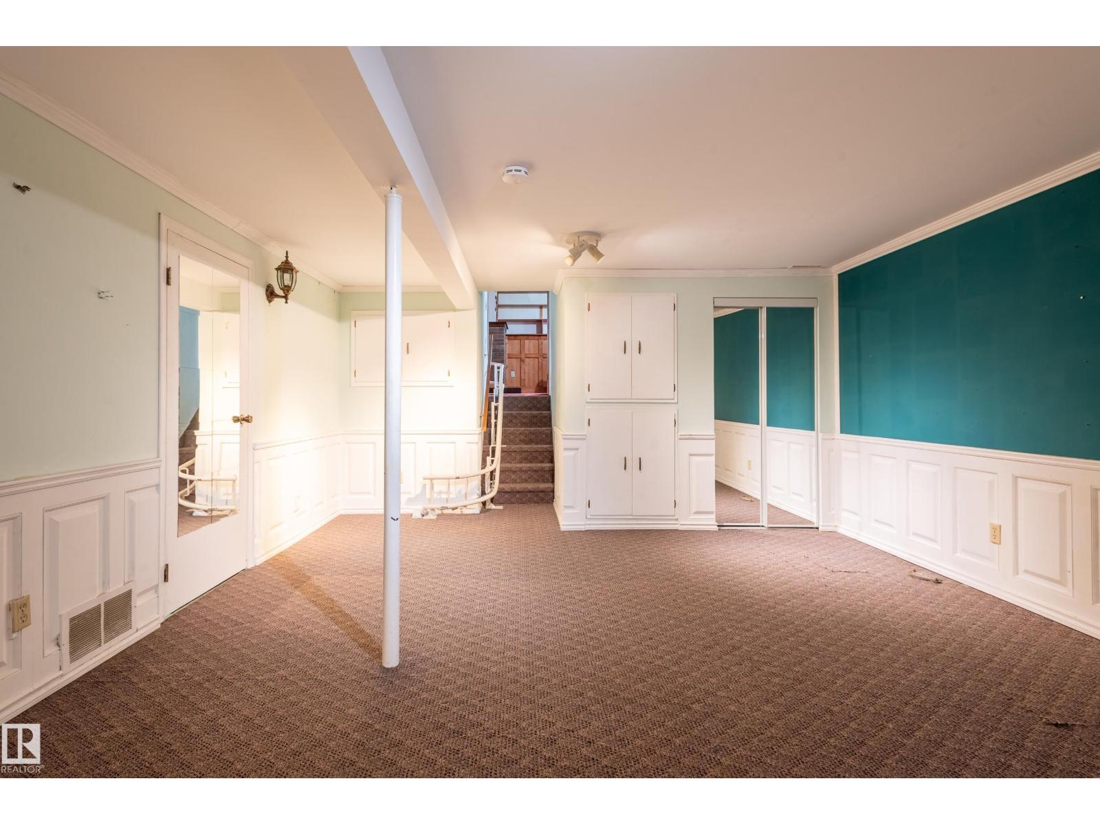 6411 149 AV NW, Edmonton