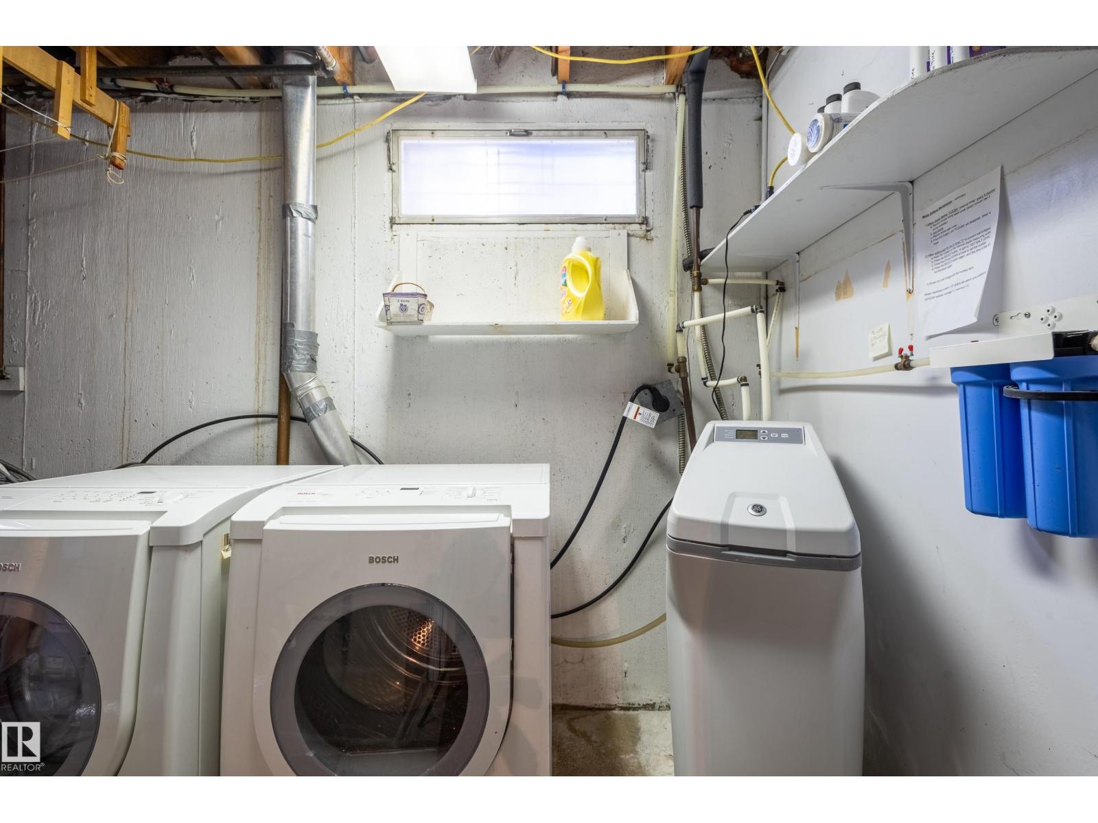 6411 149 AV NW, Edmonton