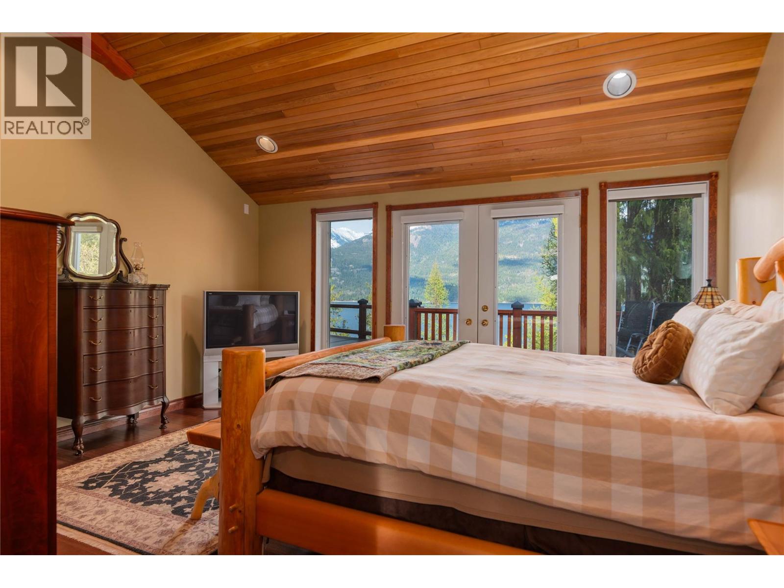 4830 Fletcher Creek Road - 19