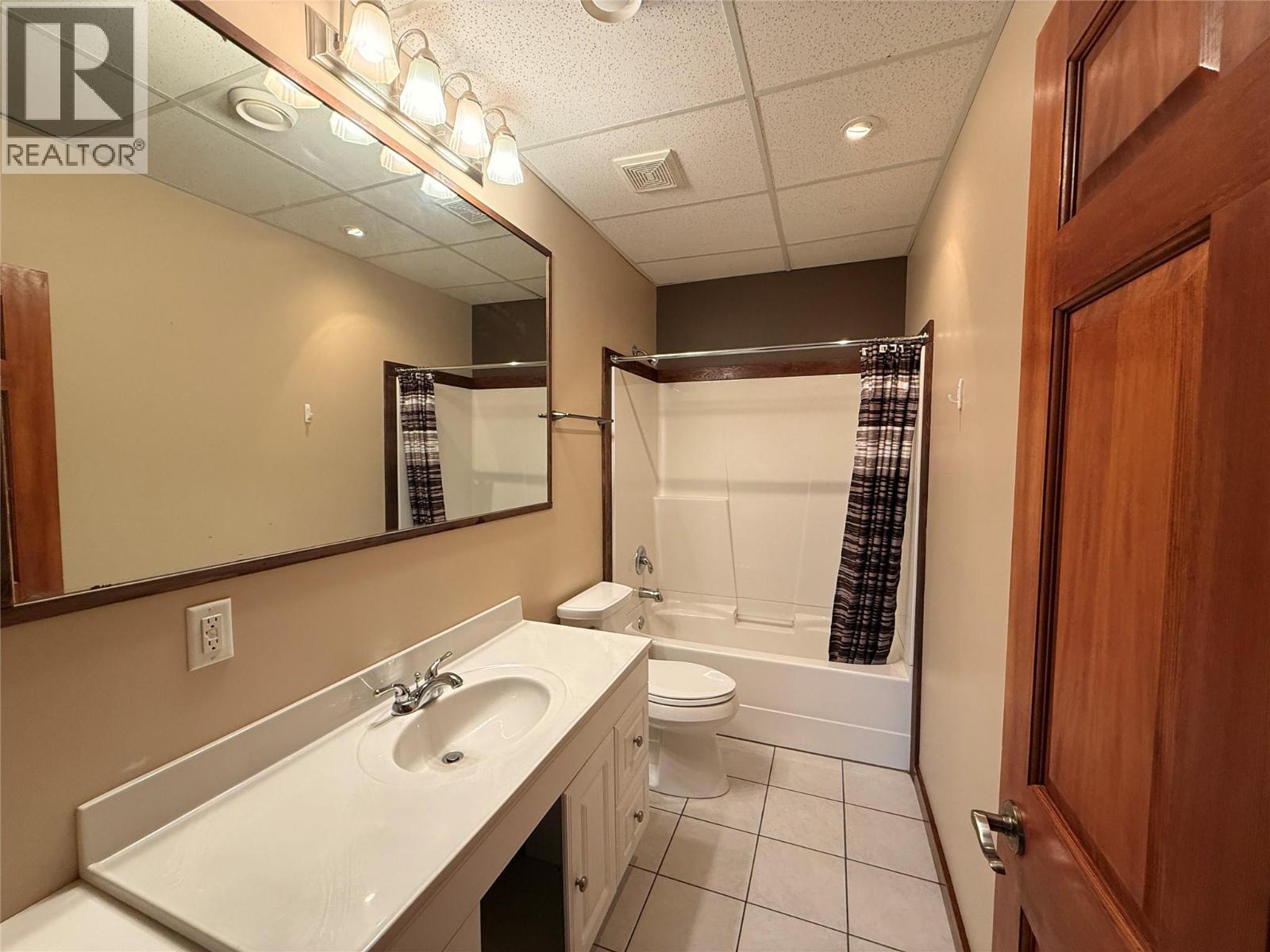 9209 WALLIS Avenue, Wilmer