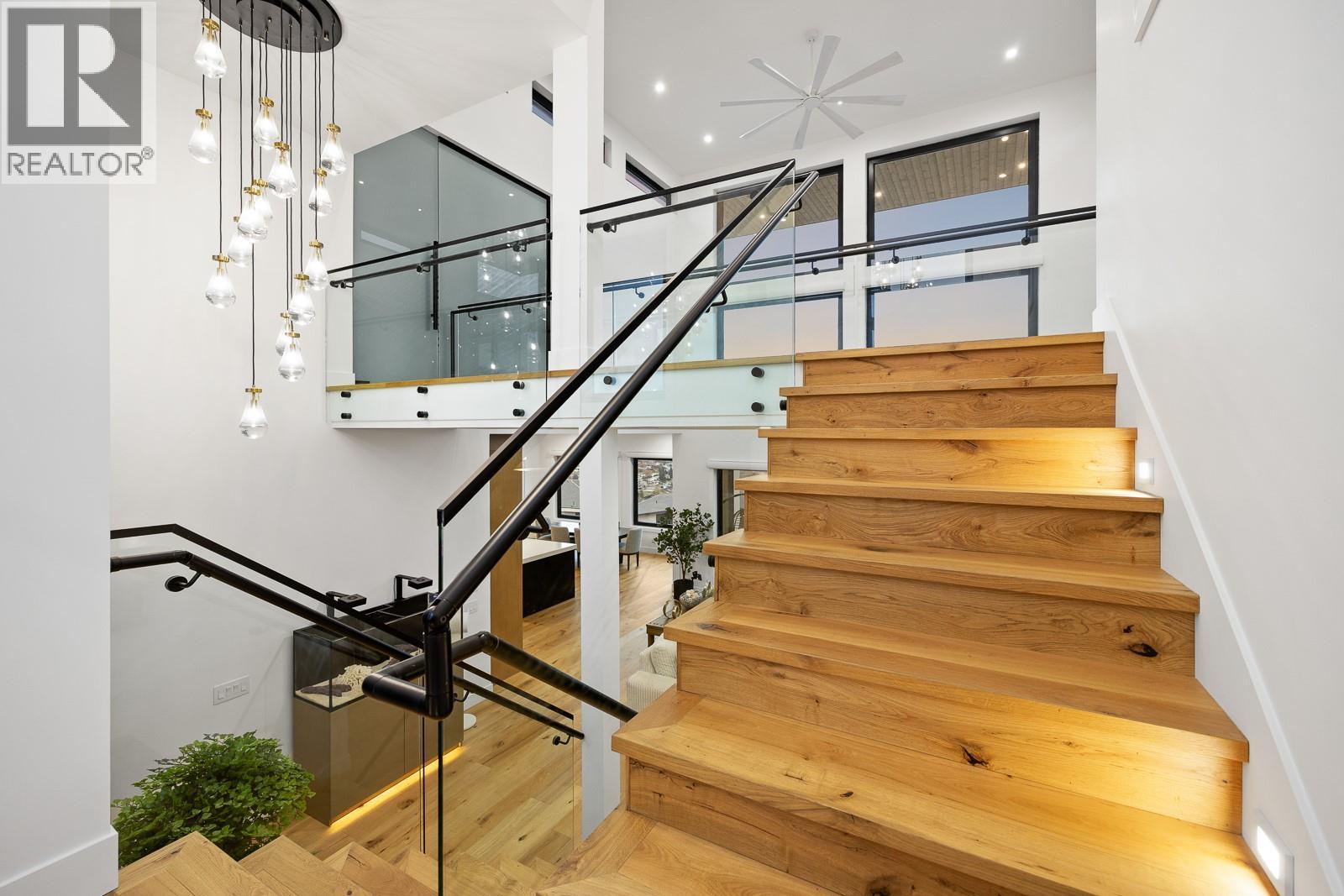  1102 Carnoustie Drive, Kelowna