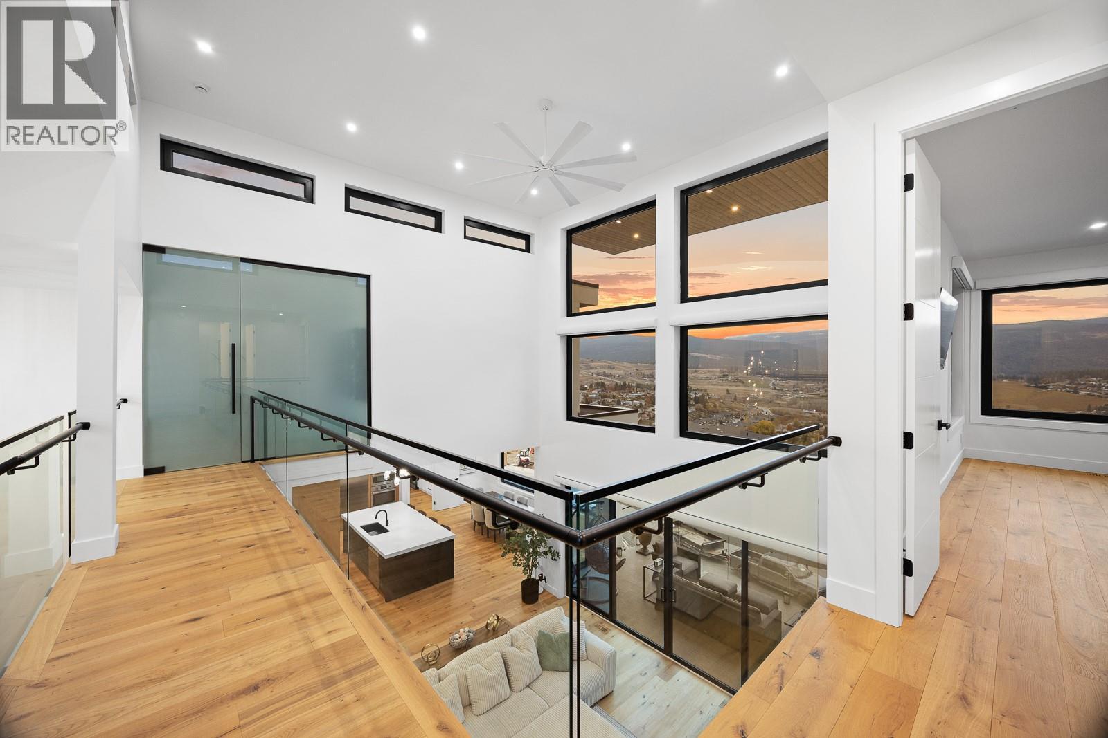  1102 Carnoustie Drive, Kelowna