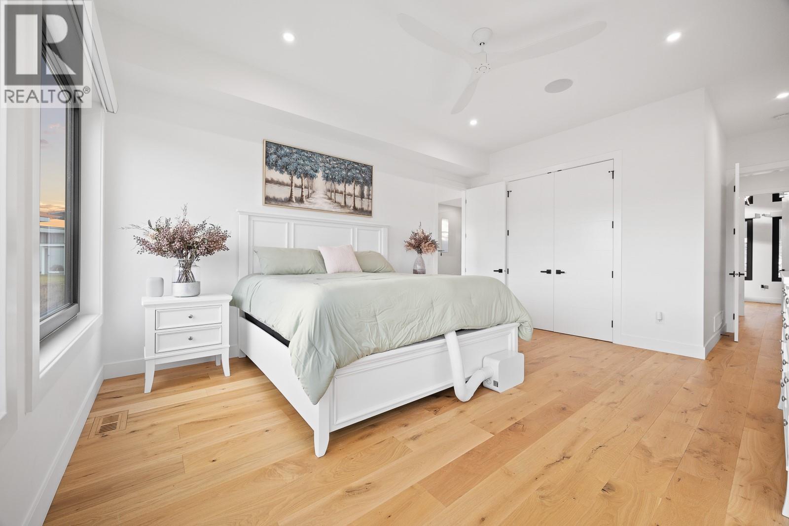  1102 Carnoustie Drive, Kelowna