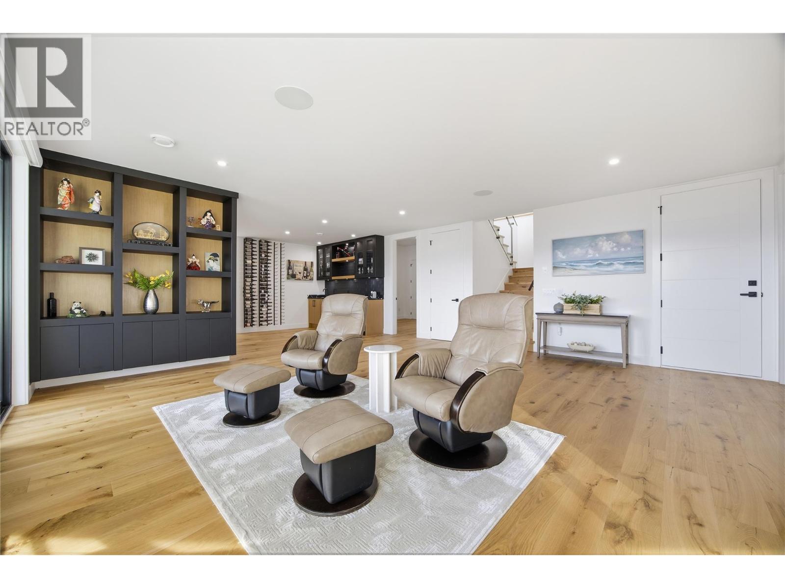  1102 Carnoustie Drive, Kelowna