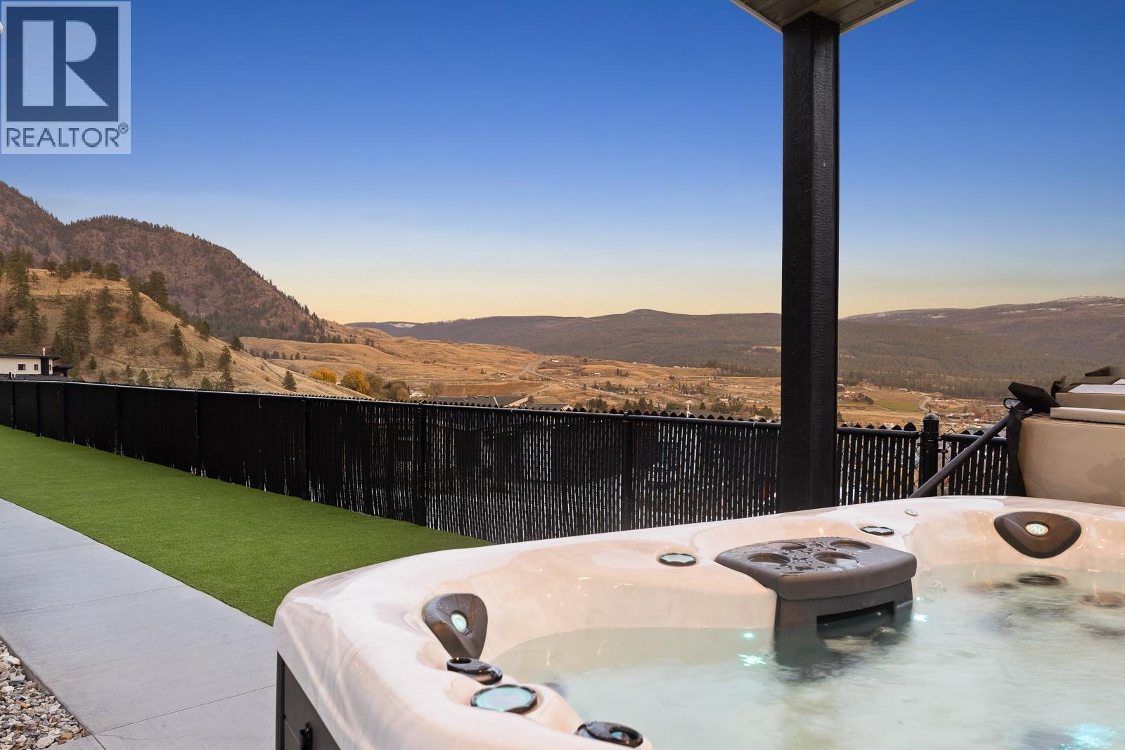  1102 Carnoustie Drive, Kelowna