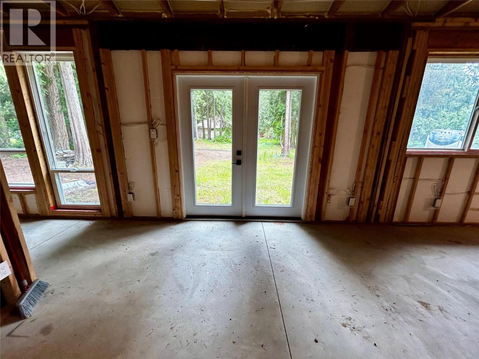  650 Swansea Point Road, Swansea Point