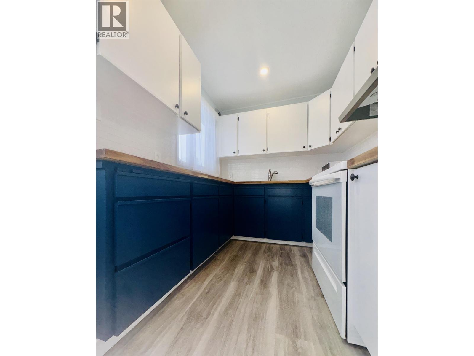 13 WREN STREET, Kitimat