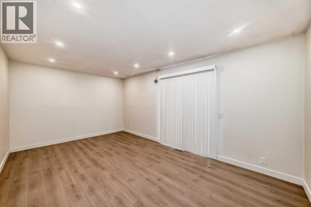 32, 1515 Falconridge Drive NE, Calgary, Alberta