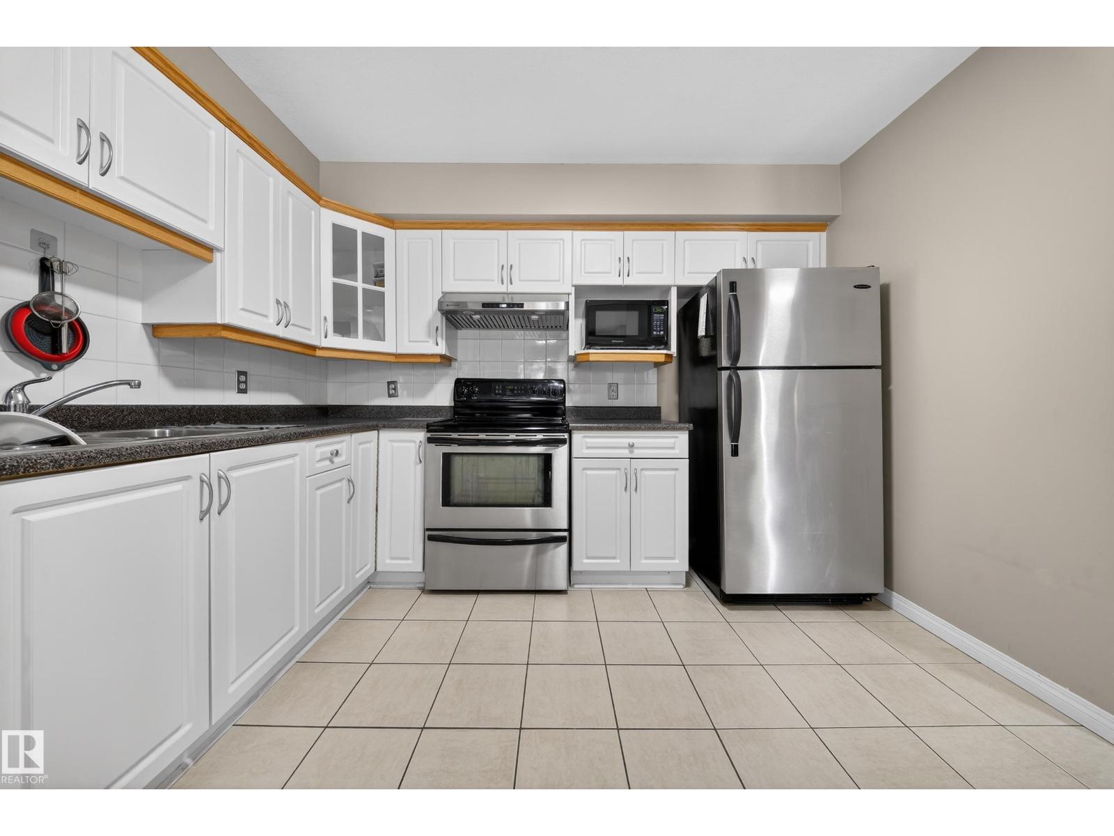 #80 2505 42 ST NW, Edmonton