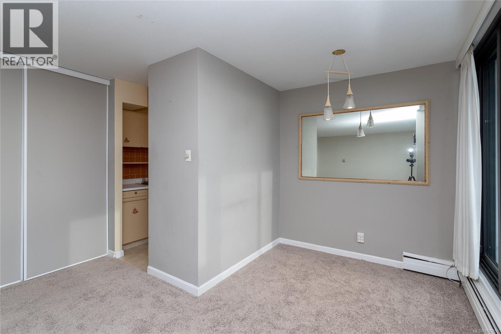 1608 647 Michigan St, Victoria