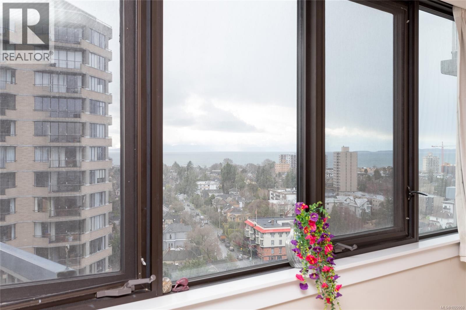 1608 647 Michigan St, Victoria