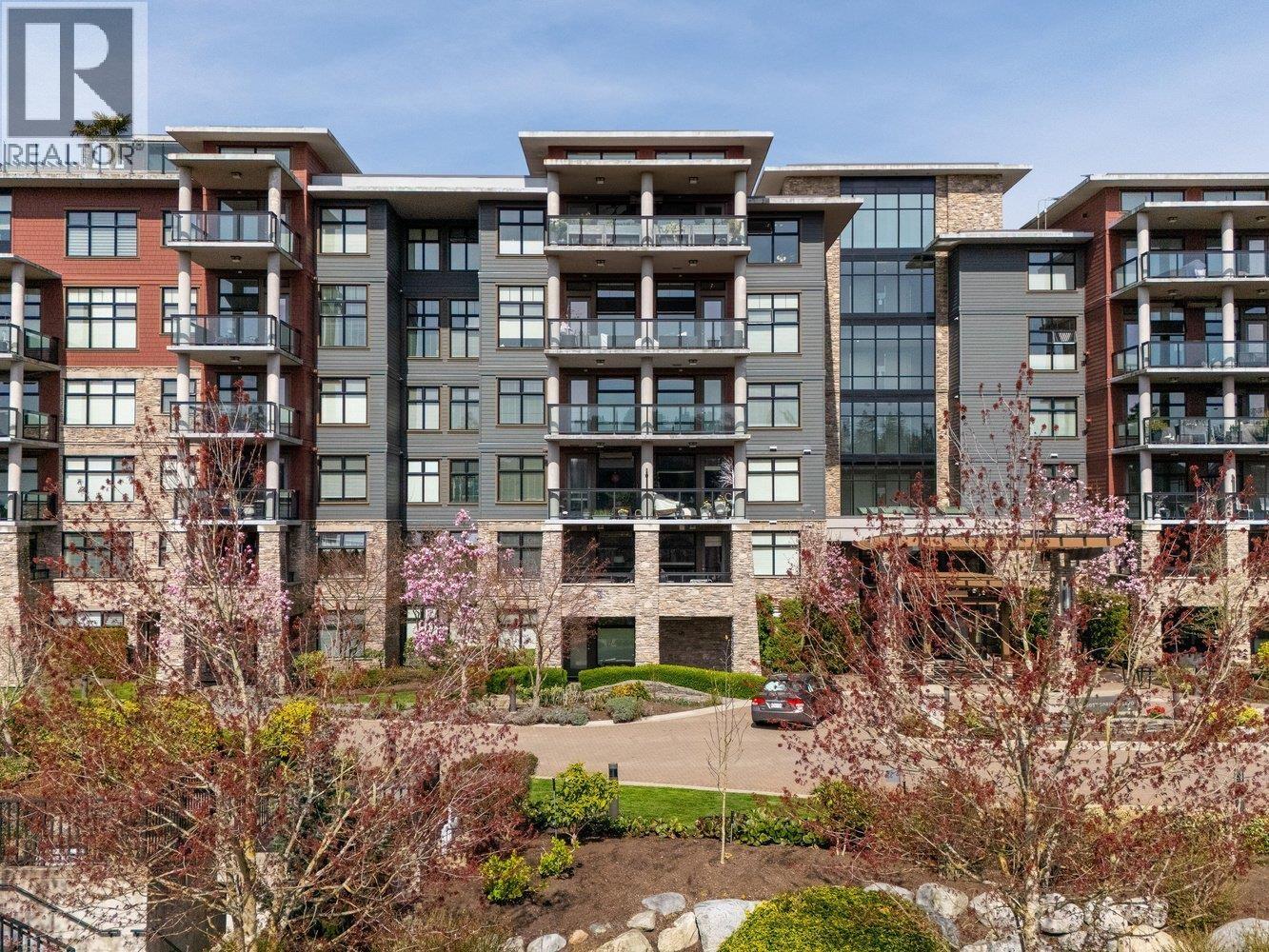 #401-5055 SPRINGS Boulevard, Delta