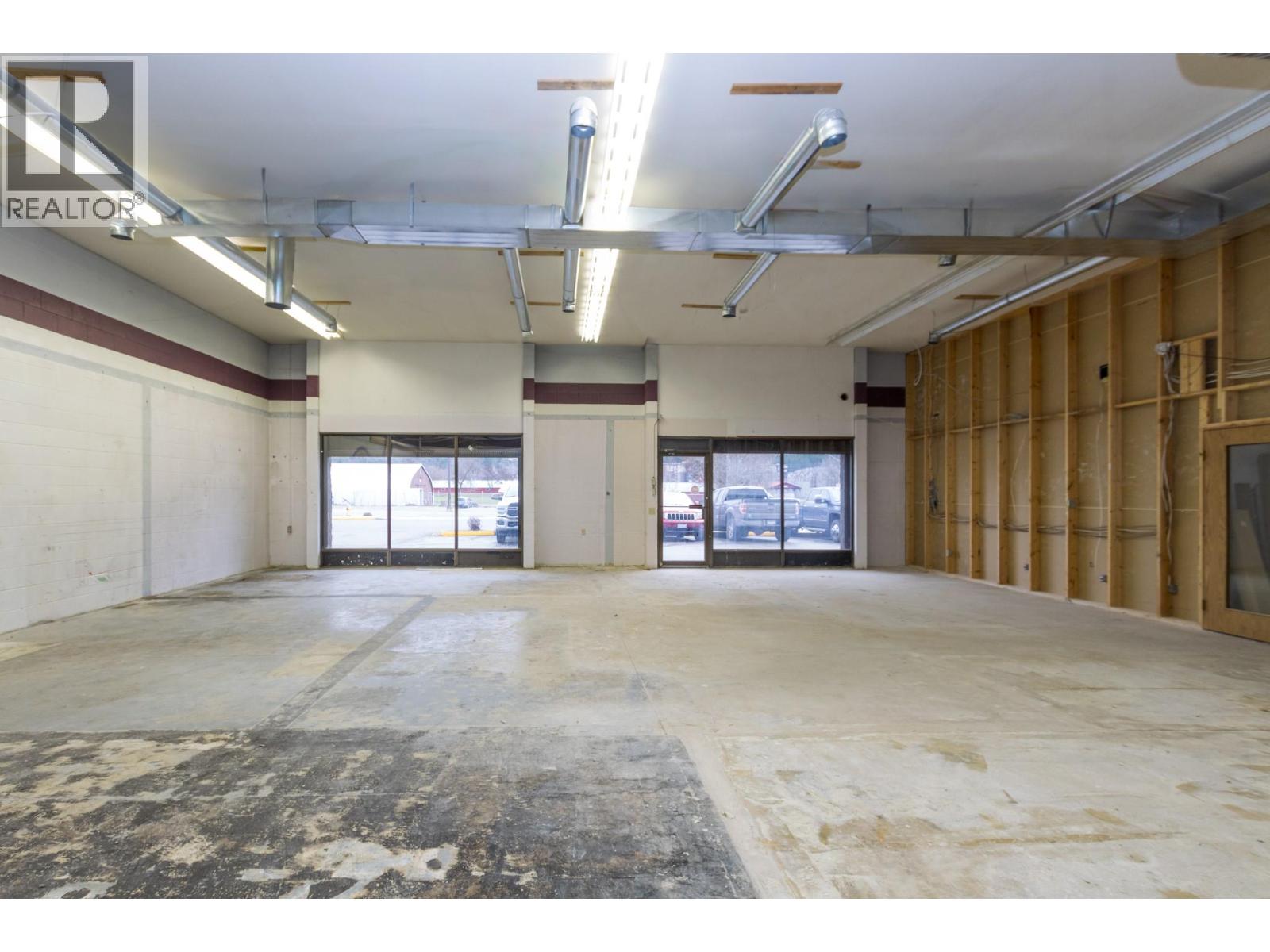 3 471 5 Street Southwest, Salmon Arm