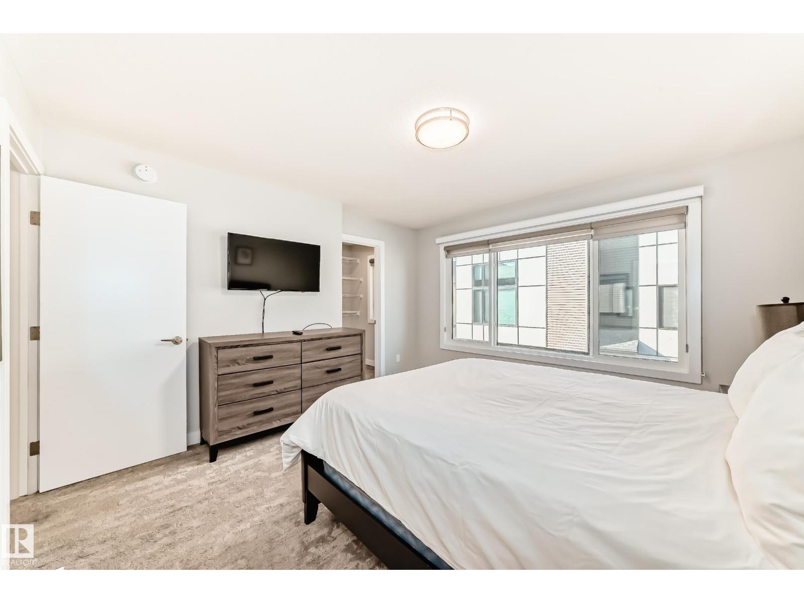 #69 50 EBONY BV, Sherwood Park