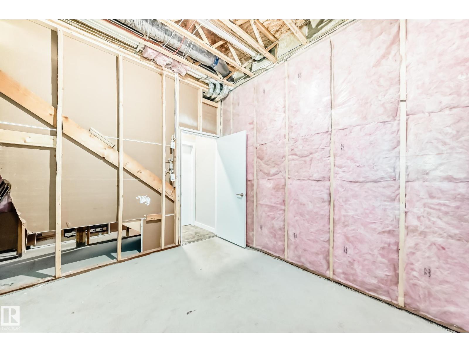 #69 50 EBONY BV, Sherwood Park